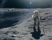 Apolo 16 explora el cráter Plum en la Luna
