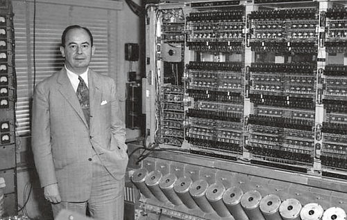 John von Neumann con el ENIAC