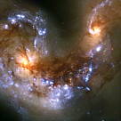 Ampliar foto: Detall del xoc de dues galàxies