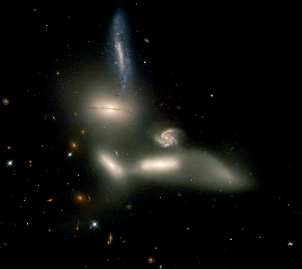 Fusión de galaxias