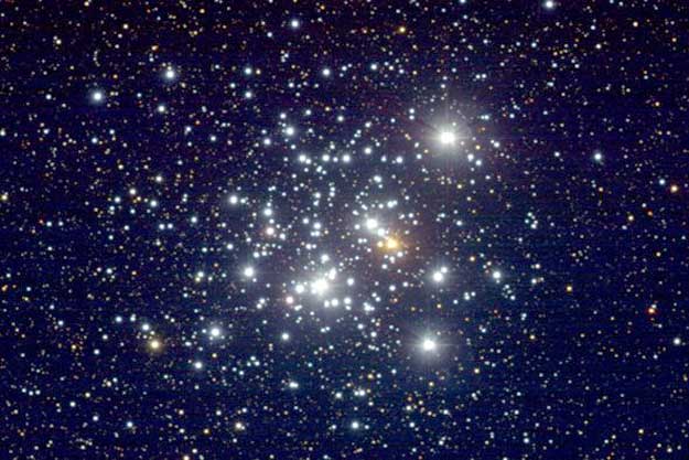 Sustancial chasquido conservador NGC 4755: Un Joyero de Estrellas