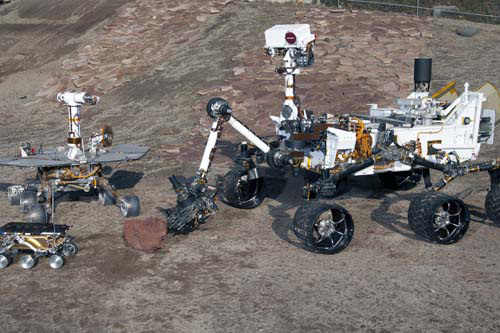 Los rovers Spirit y Opportunity junto al Curiosity