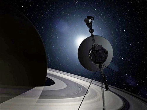 La Voyager 1 en Saturno